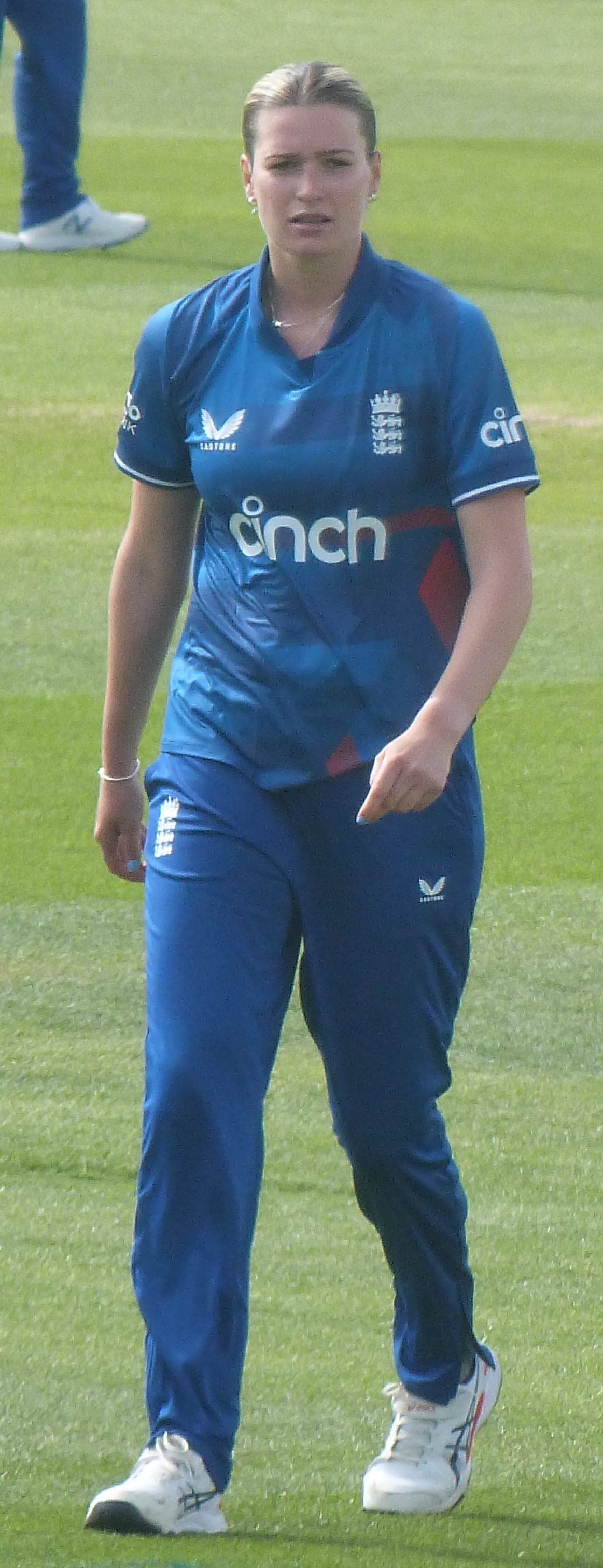 Lauren Bell bowling for England during the 2023 Women's Ashes at Taunton (file photo).