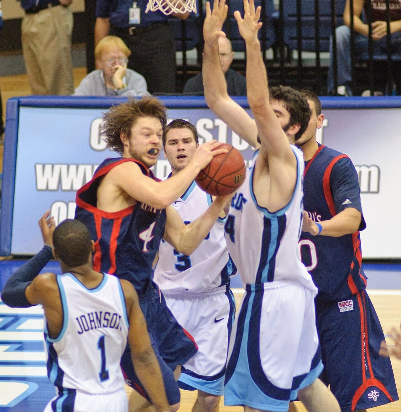 Matthew Dellavedova, the Sydney Kings guard ruled out with a calf injury (file photo).